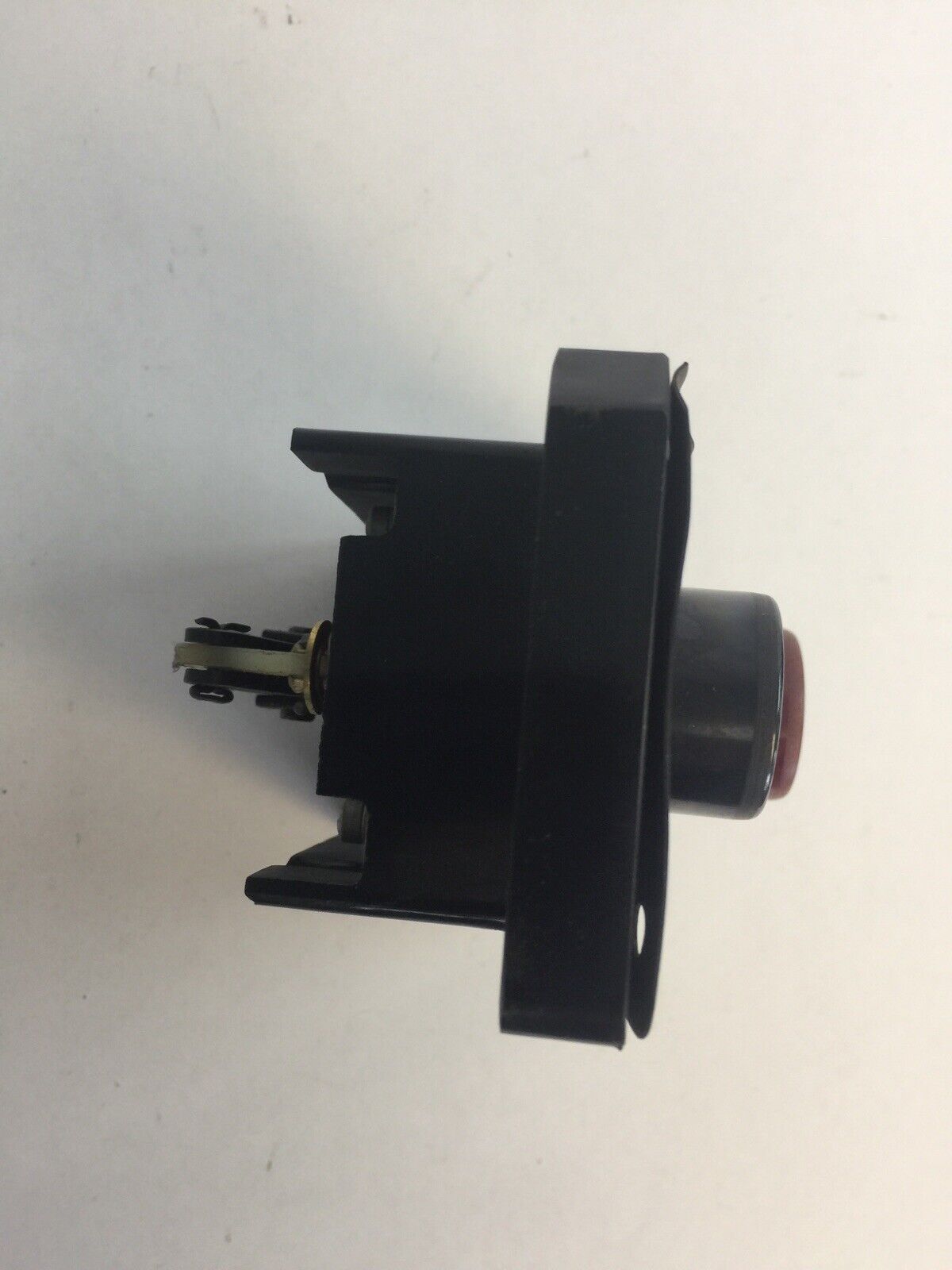 REES 580 START STOP BLACK RED PUSHBUTTON SWITCH