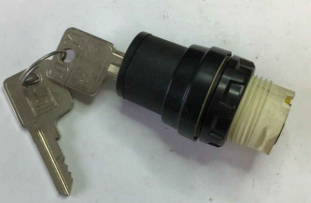 SQUARE D 9001 D3L20 ROTARY KEY SWITCH
