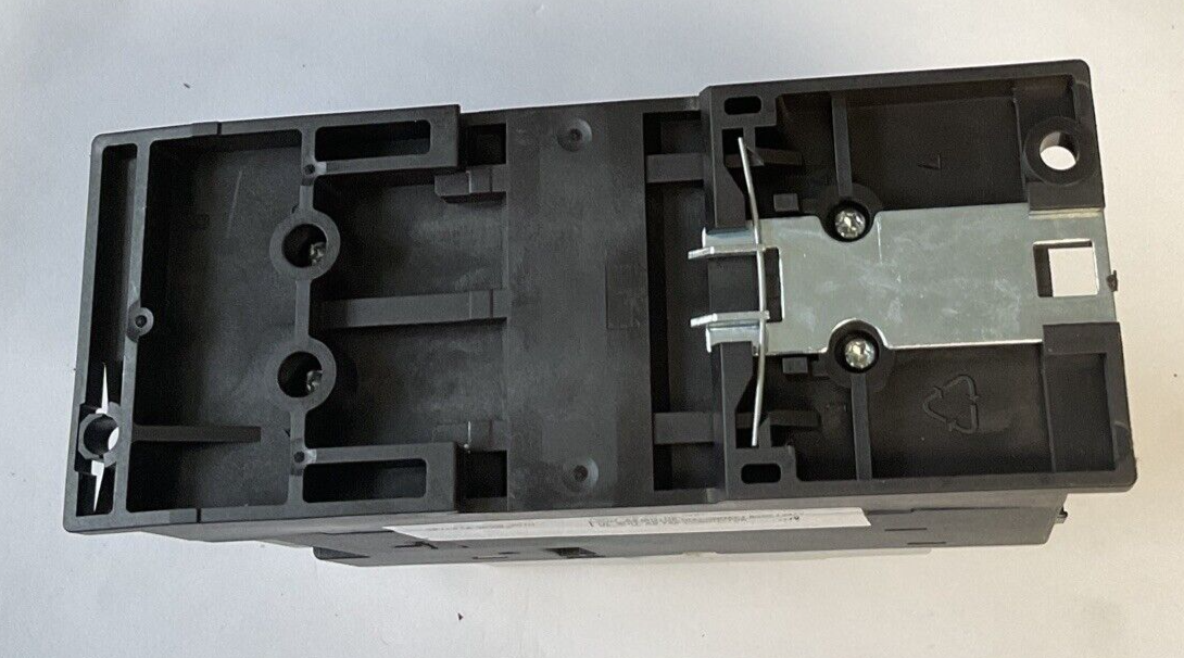 SIEMENS 3RV1031-4GA10 CIRCUIT BREAKER