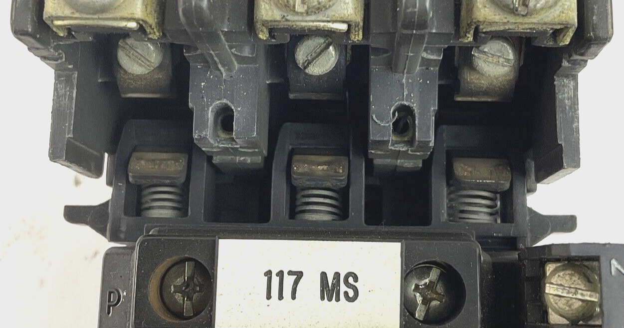 ALLEN BRADLEY 509-BOD-9 STARTER SIZE1 SER.B CB236COIL 595A AUX 10HP W40 HEATER