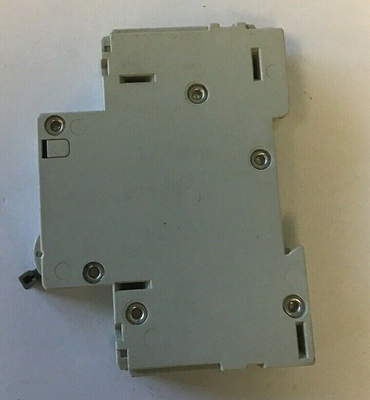 ALLEN BRADLEY 1492-CB1 G300 SER. C 30A 277V 5HP CURCUIT BREAKER