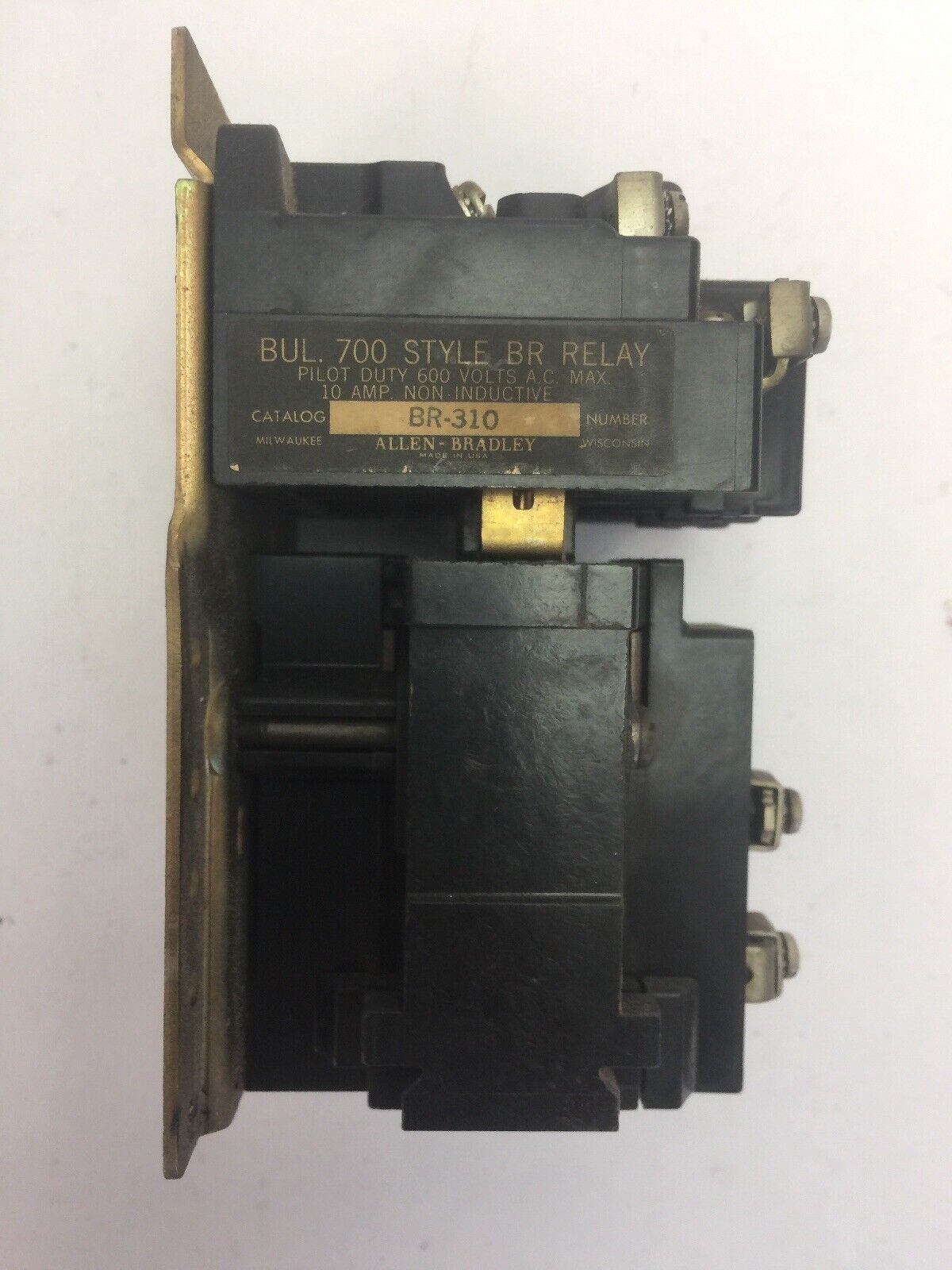 ALLEN BRADLEY BUL 700 BR-310 RELAY 600VAC 10A NON-INDUCTIVE 76A01 COIL 110V 60CY