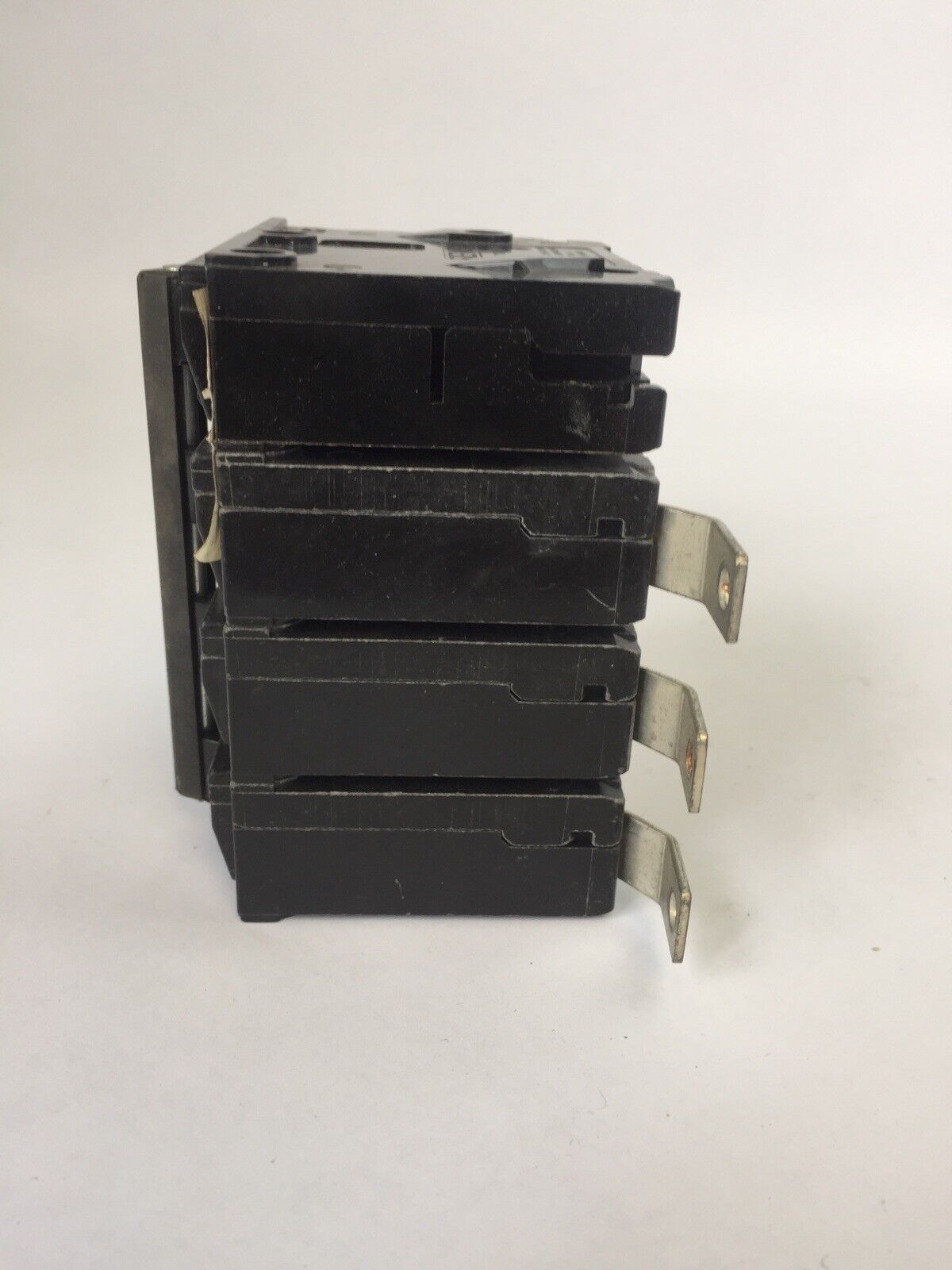 SIEMENS ITE B340H00S01 SHUNT TRIP CIRCUIT BREAKER BOLT ON 3P 40A 240VAC TYPE BLH