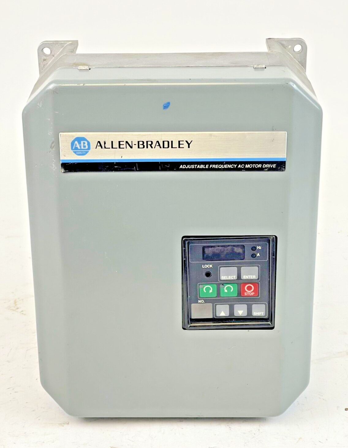 ALLEN BRADLEY - 1333-AAB SERIES D+ ADJUSTABLE FREQUENCY AC DRIVE 1.7kVA 460V 3PH