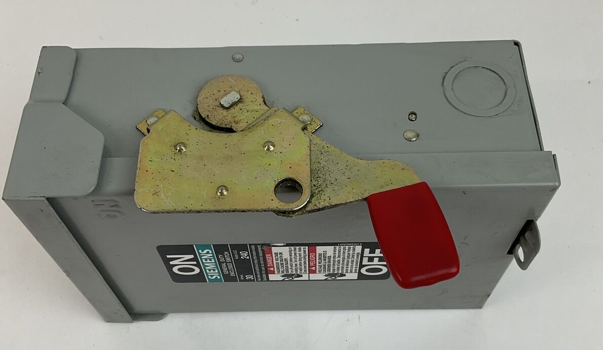 SIEMENS GF221NR ENCLOSED SAFETY SWITCH 30A TYPE 3R 240VAC