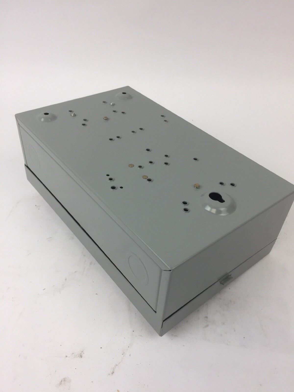 GE CR1062R3AAT204R MAN MOTOR STARTER NEMA SIZE M-0 3 POLES/OVERLOADS 480V 60HZ