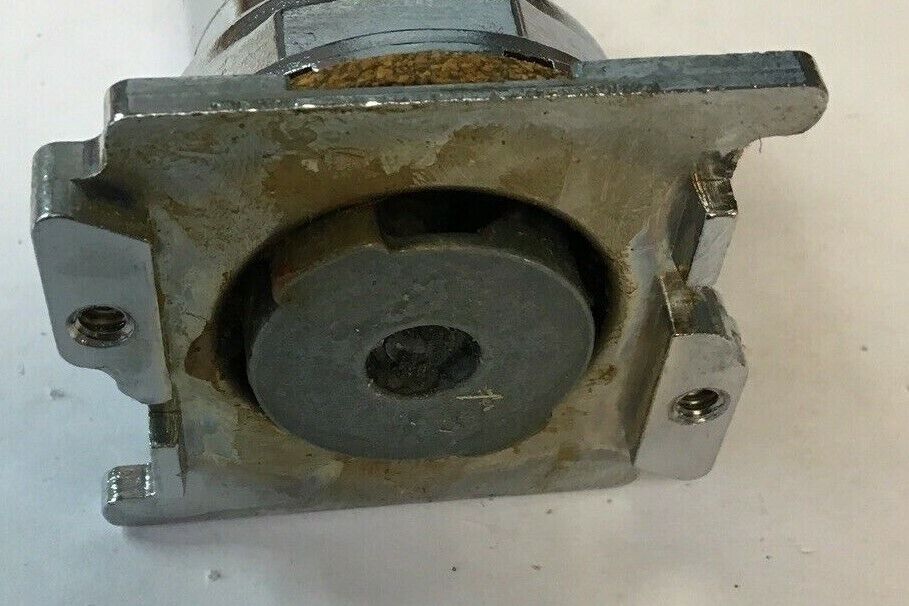 CUTLER HAMMER 10250T3213 ROTO-PUSH LATCH OPER. 2POS