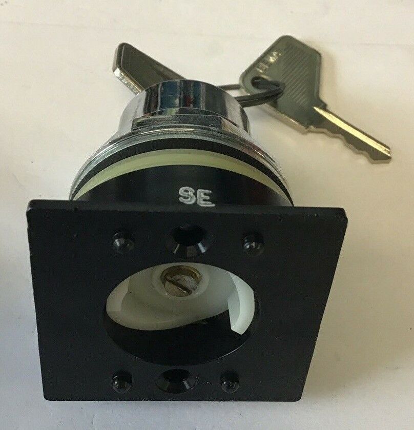 GENERAL ELECTRIC KEYED SELECTOR SWITCH CR104P SERIES