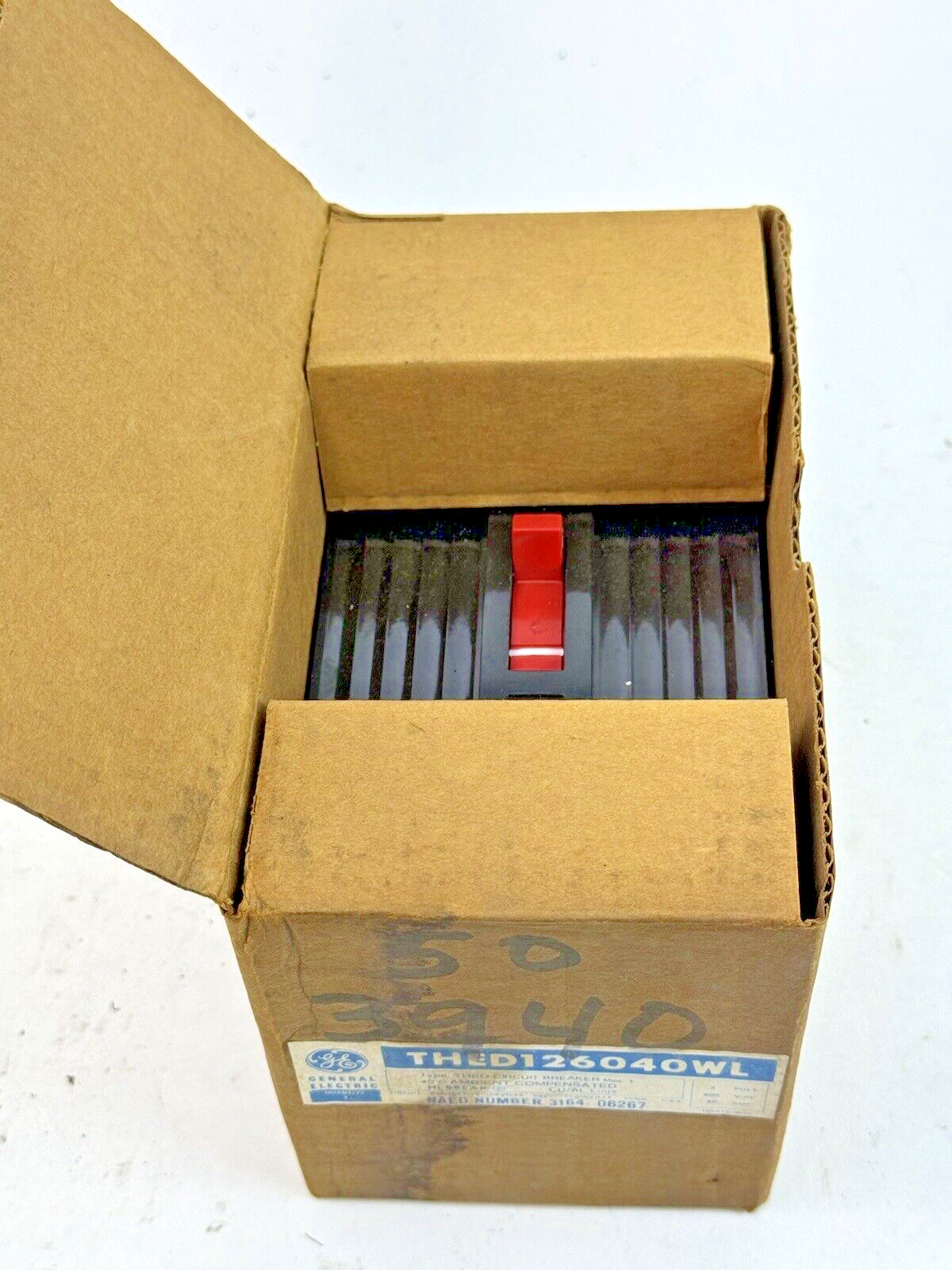 GE - THED12604WL - CIRCUIT BREAKER - 2 POLE, 600 VAC, 40 A - NEW