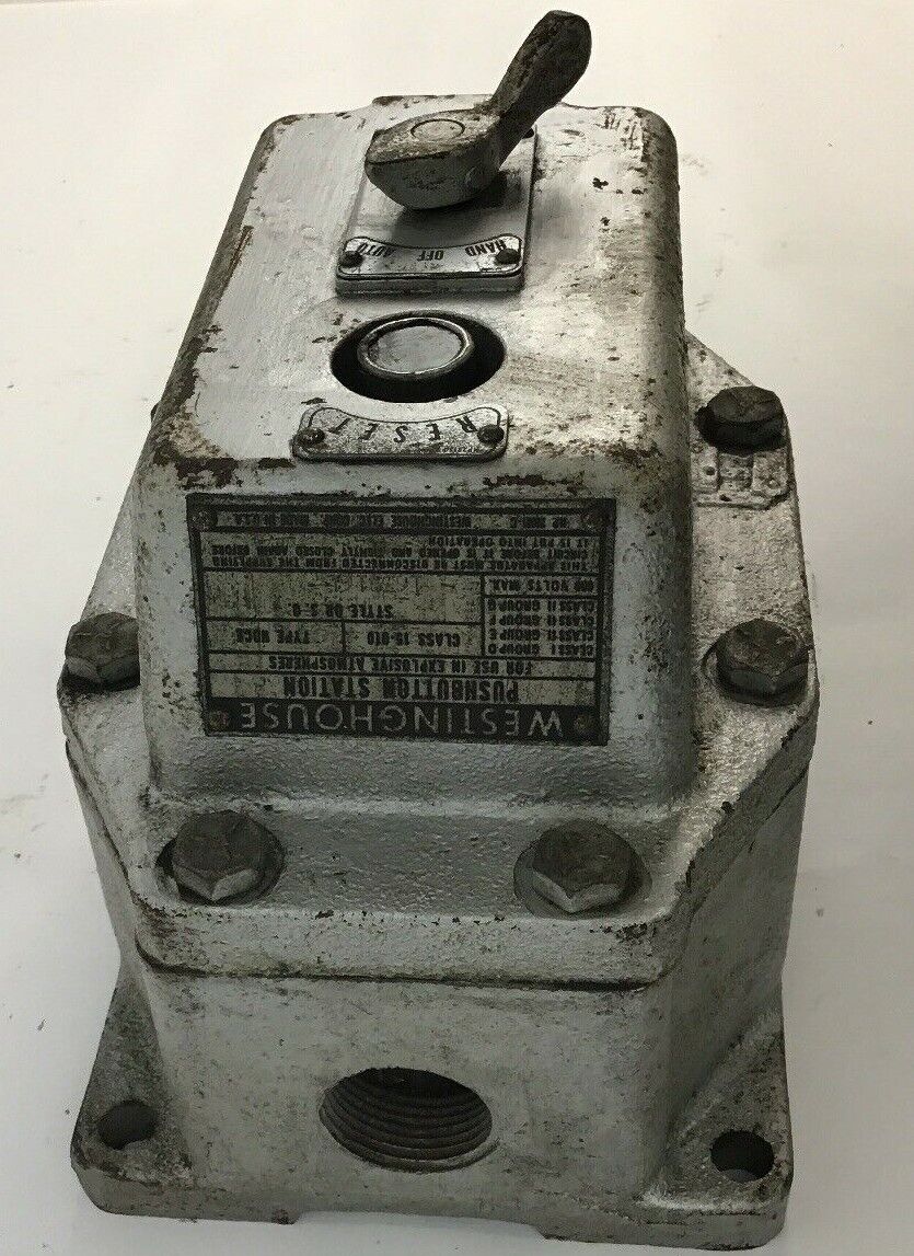 WESTINGHOUSE TYPE HDCE PUSHBUTTON STATION 16321-61 CLASS 15-010 600VOLTS