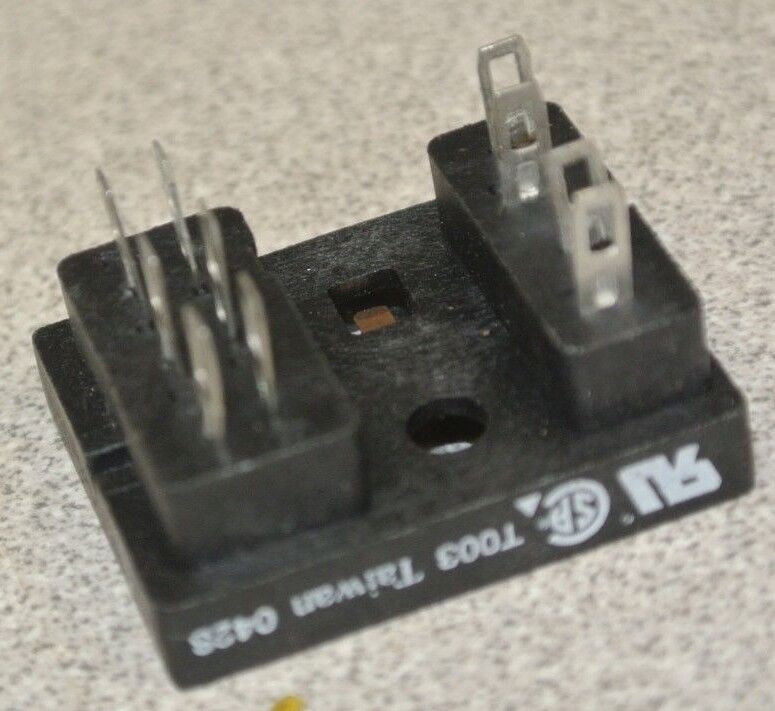 LOT of 10 / TYCO / POTTER & BRUMFIELD 27E125 RELAY SOCKET / 2-POLE / SOLDER NEW