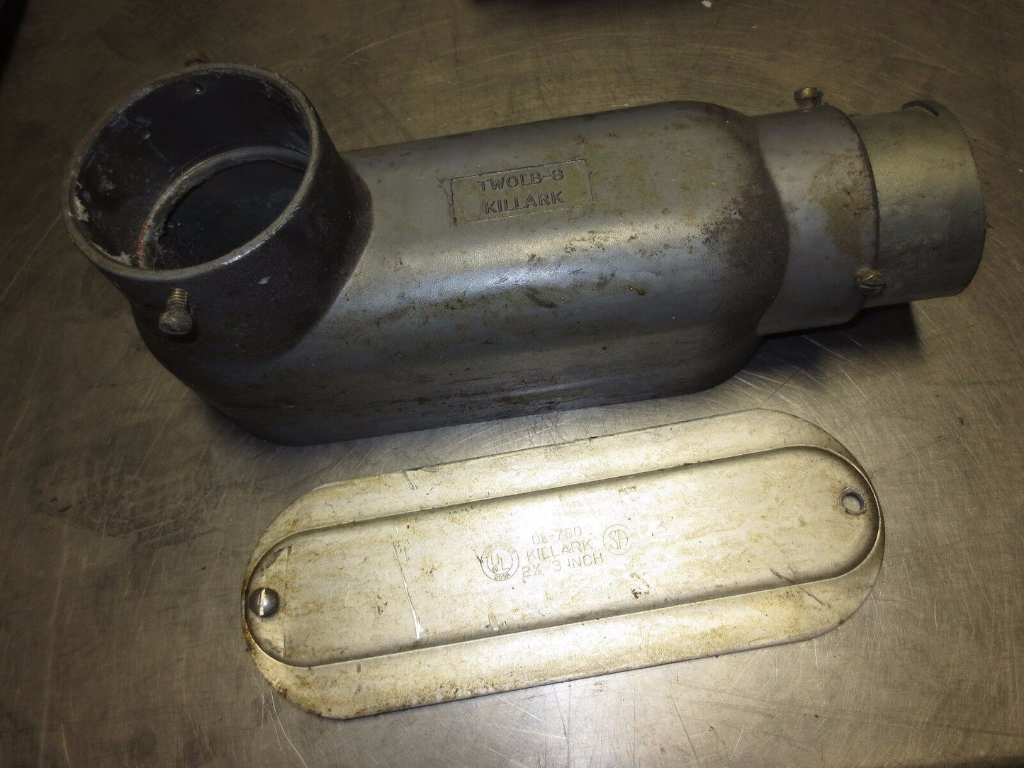 KILLARK TWOLB-8 3" CONDUIT BODY / UNILET + OL-780 COVER
