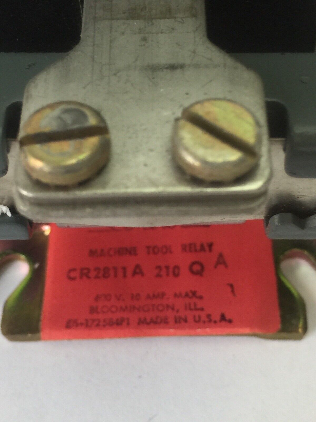 GE CR2811A210QA2 MACHINE TOOL RELAY 600V 10A COIL 22D135 115V 60HZ 92V 50HZ