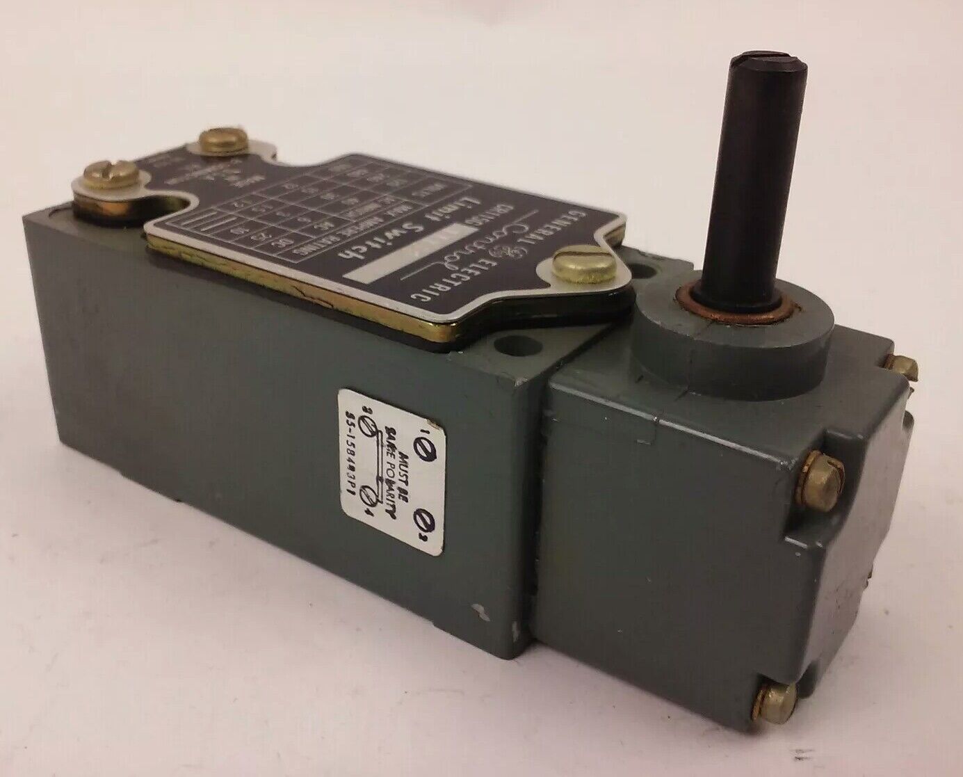 GE, CR115G11138, LIMIT SWITCH, 600V MAX GENERAL ELECTRIC, CR115G, NEW