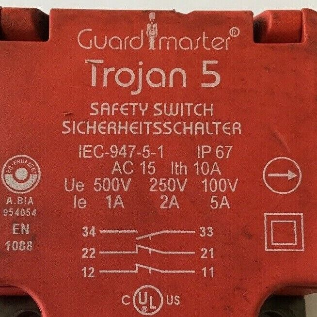 ALLEN BRADLEY 440K-T11202 SER. A GUARDMASTER TROJAN 5 SAFETY SWITCH