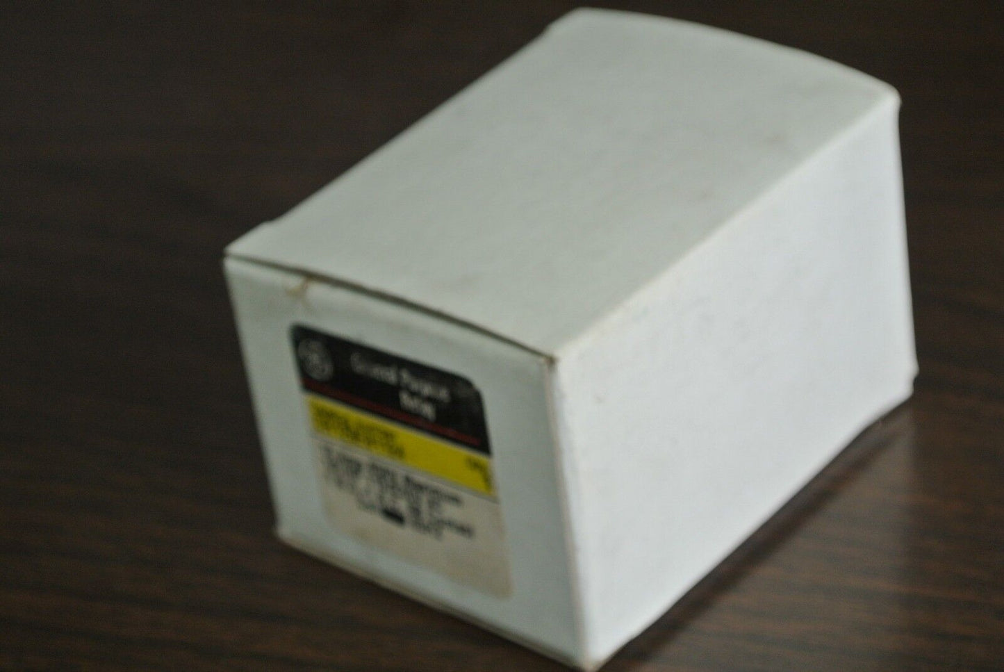 GE CR120E01155 GENERAL PURPOSE RELAY - 10A, 1/2HP, 115/230VAC - NEW SURPLUS