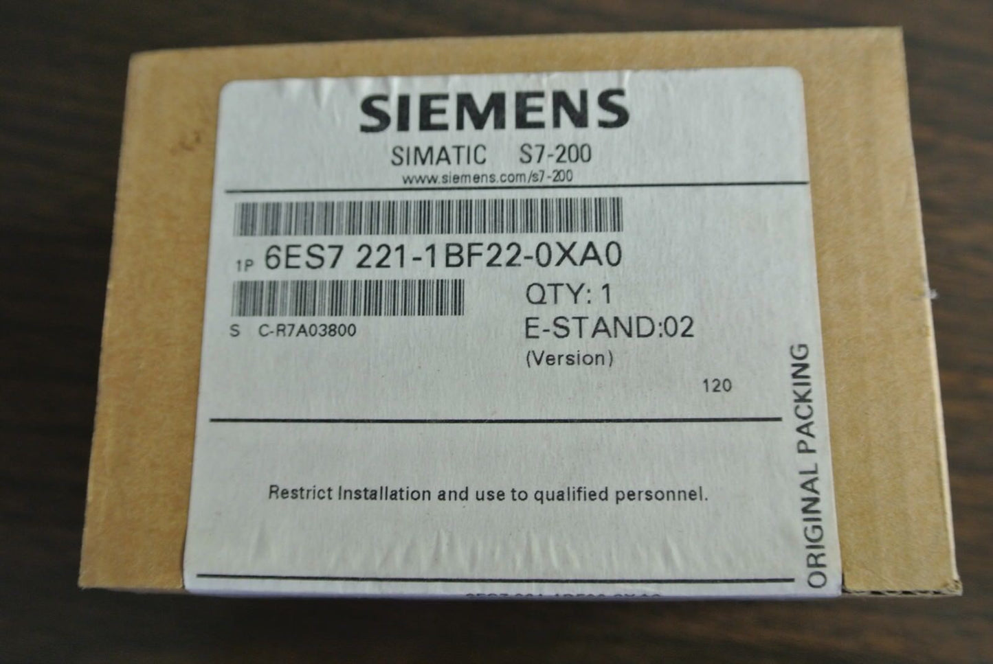 SIEMENS 6ES7 221-1BF22-0XA0 DIGITAL INPUT MODULE 8x24VDC, 15-30V NEW SURPLUS