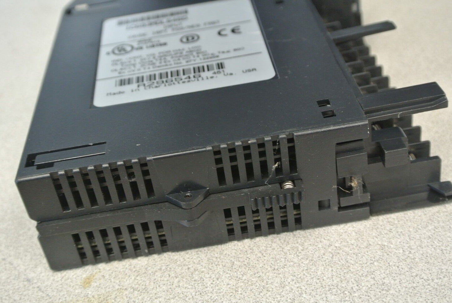 GE FANUC IC693MDL646D INPUT MODULE 24VDC 16PT POS/NEG FAST - LOGIC / NO "DOOR"