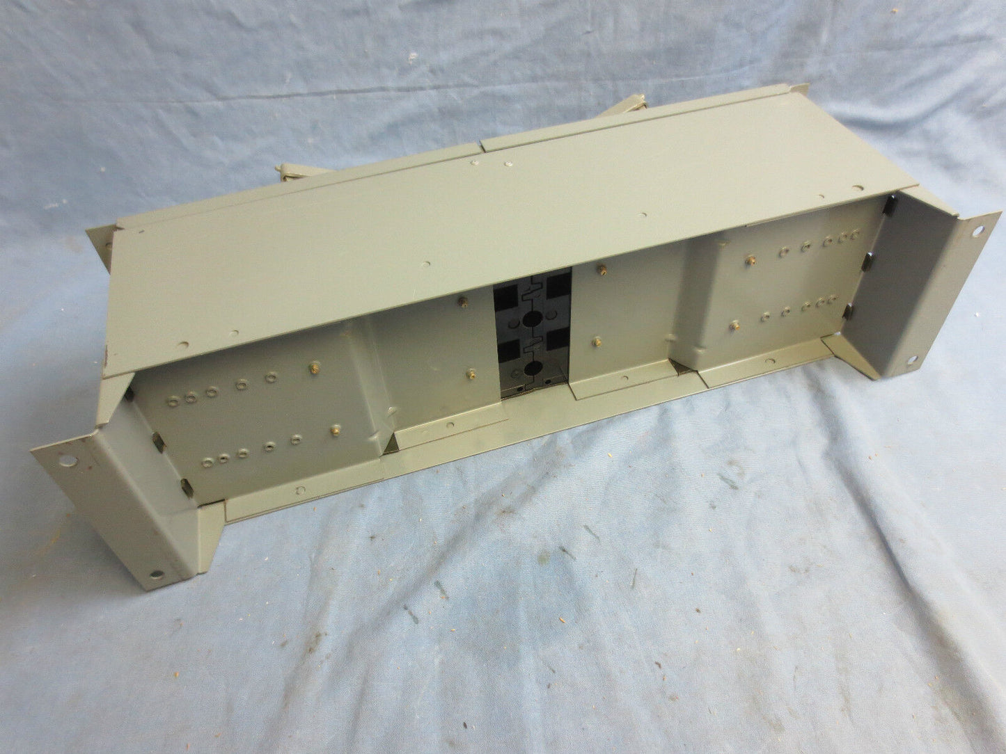 WESTINGHOUSE FDPT3211 FUSIBLE PANELBOARD SWITCH 240VAC 30A