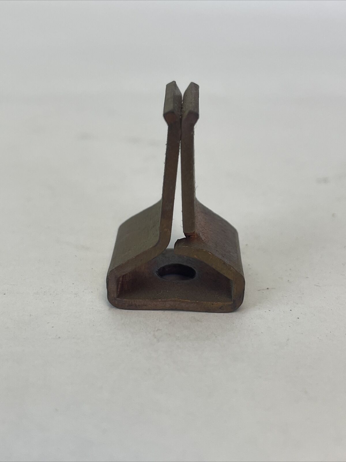 ILSCO C17 100A 250-600V FUSE CLIP (LOT OF 2)