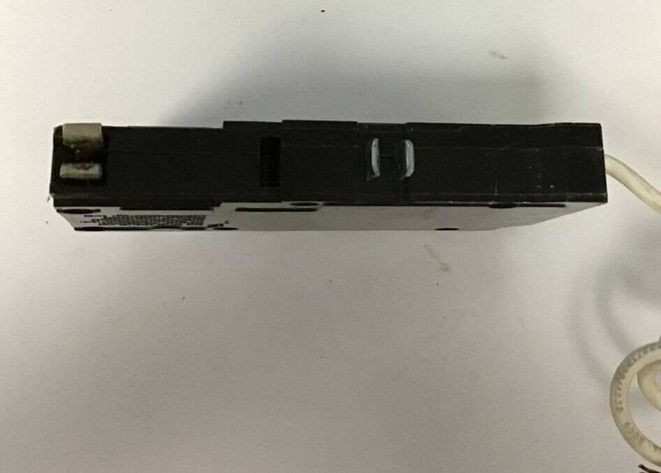 SQUARE D QO120AFI CIRCUIT BREAKER 20A 120VAC 1POLE