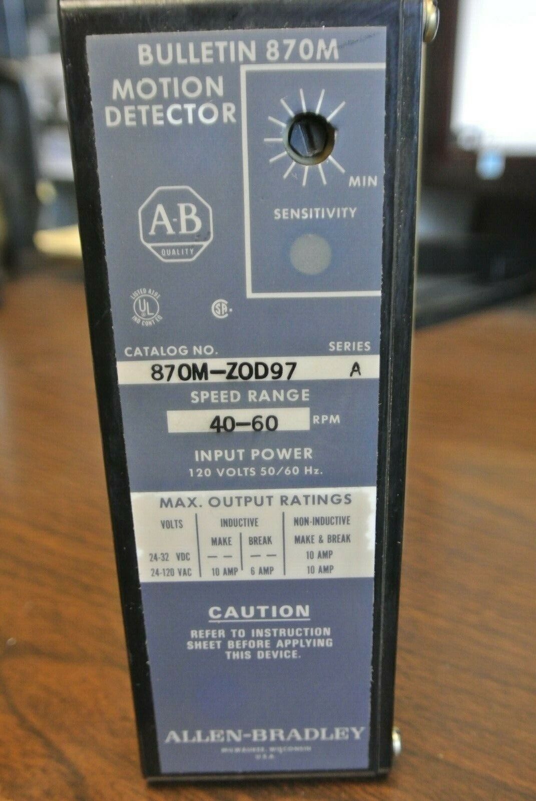 ALLEN-BRADLEY 870M-ZOD97 Ser. A / MOTION DETECTOR 40-60RPM / 120V / NEW SURPLUS