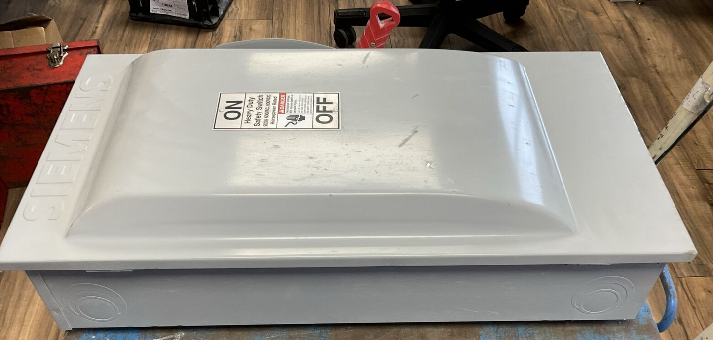 SIEMENS HF364 HEAVY DUTY FUSIBLE SAFETY SWITCH 200A 600VAC 150HP 600VDC 50HP