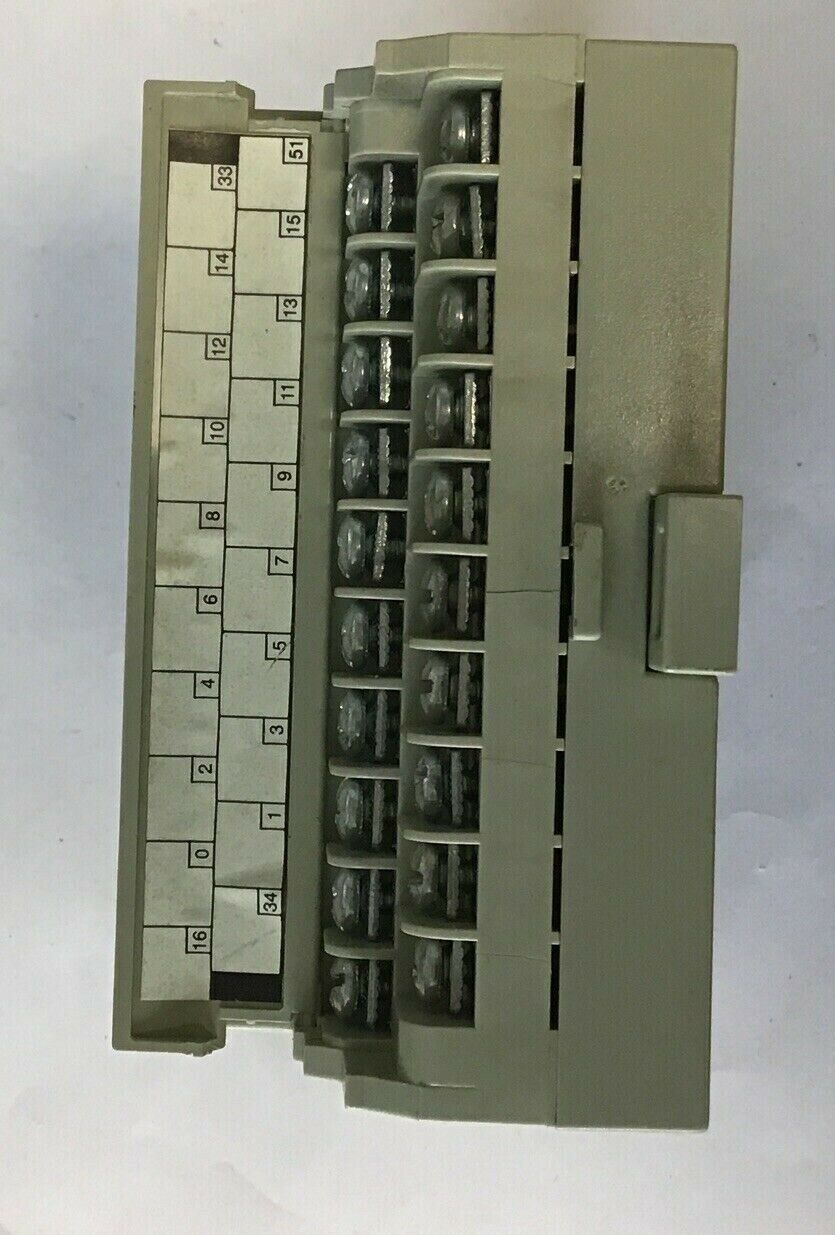 ALLEN BRADLEY 1794-IAB FLEX I/O MODULE 120VAC W/1794-TBN/A TERMINAL BLOCK 230VAC