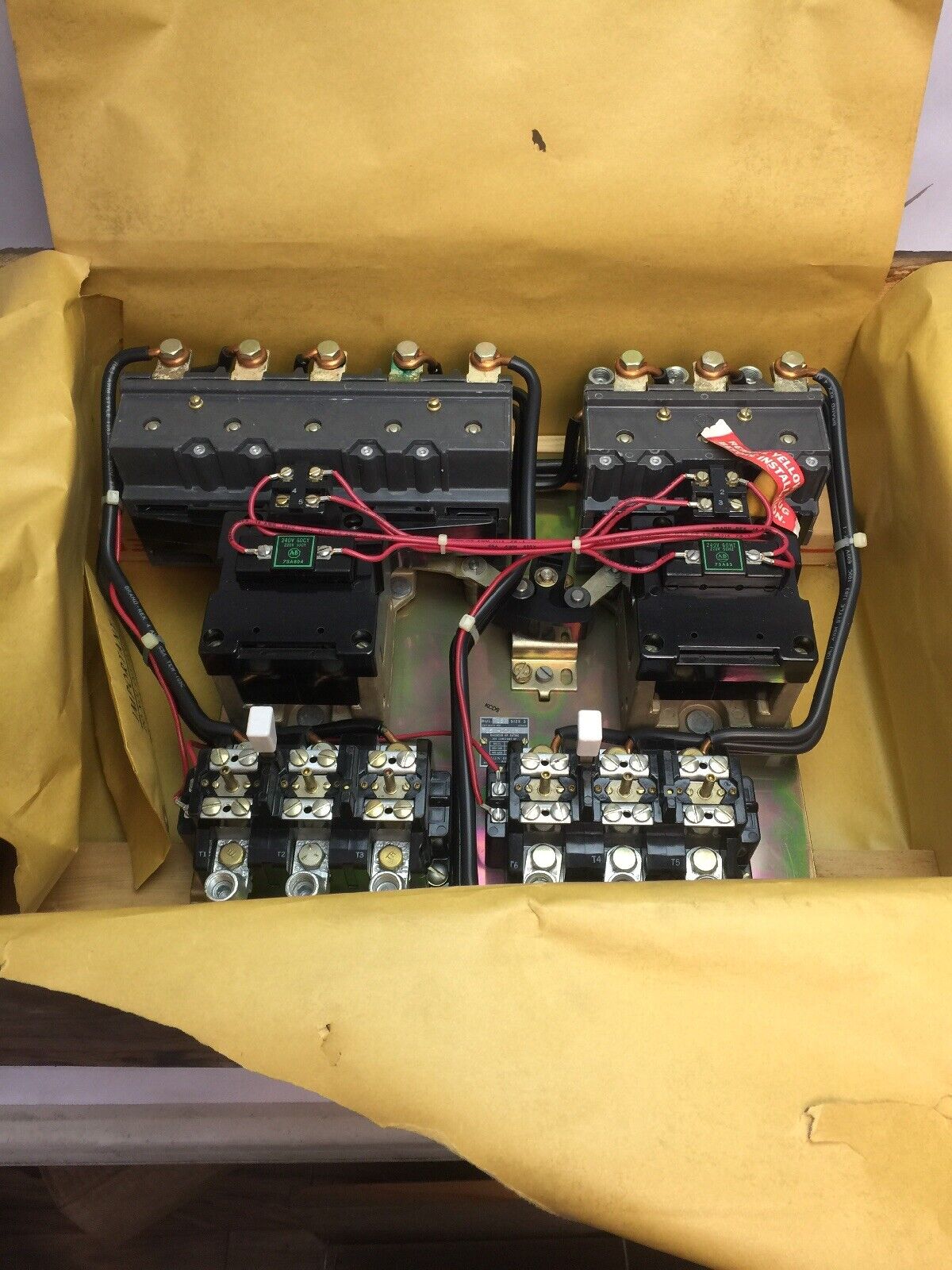 ALLEN BRADLEY 715XDOA13 TWO-SPEED STARTER CONSEQUENT POLE 3 PHASE SIZE 3 NEMA 0