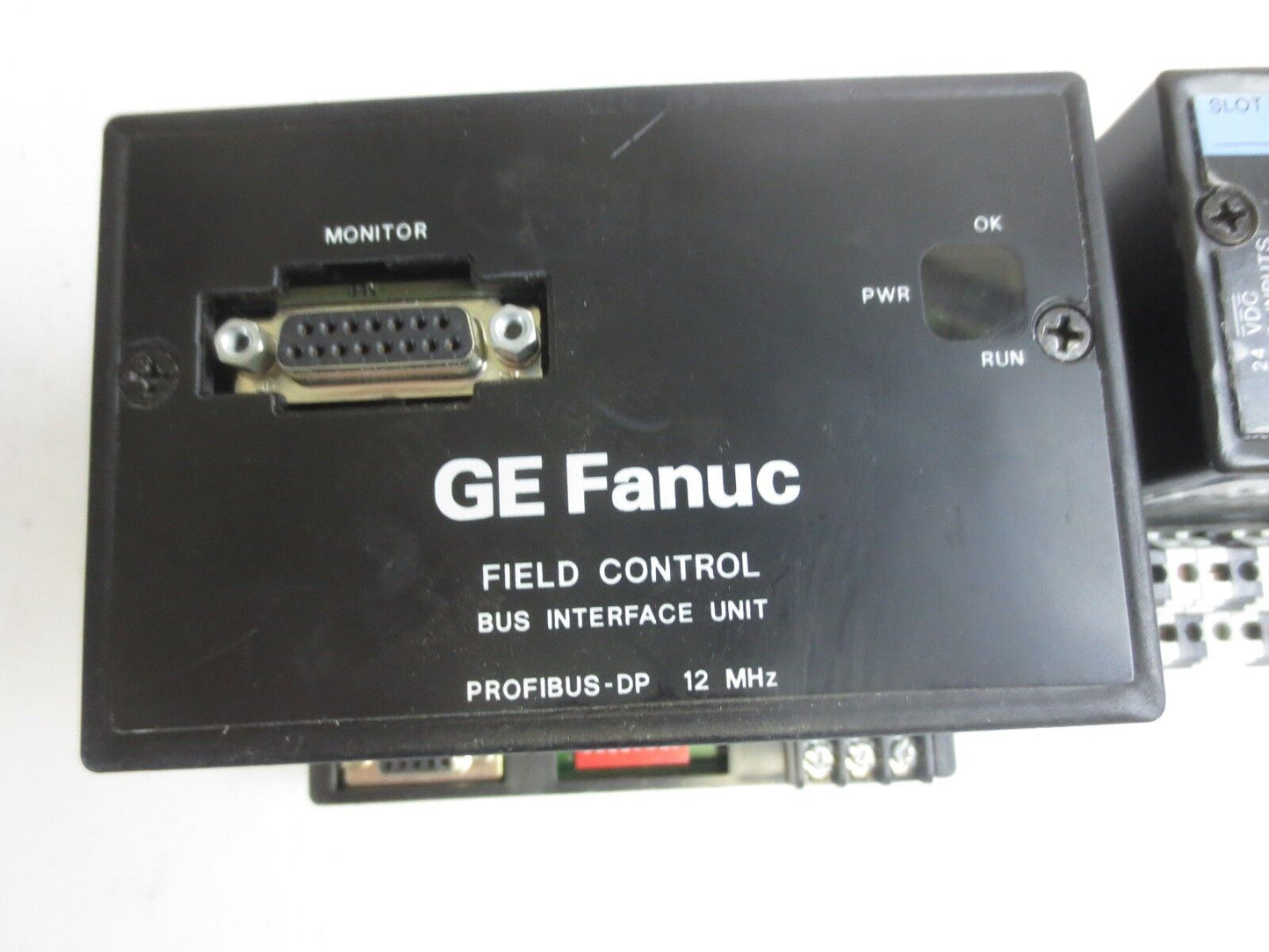 FANUC IC670PBI001-EG PROFIBUS DP + IC670MDL730K + IC670MDL640L + IC670CHS002F