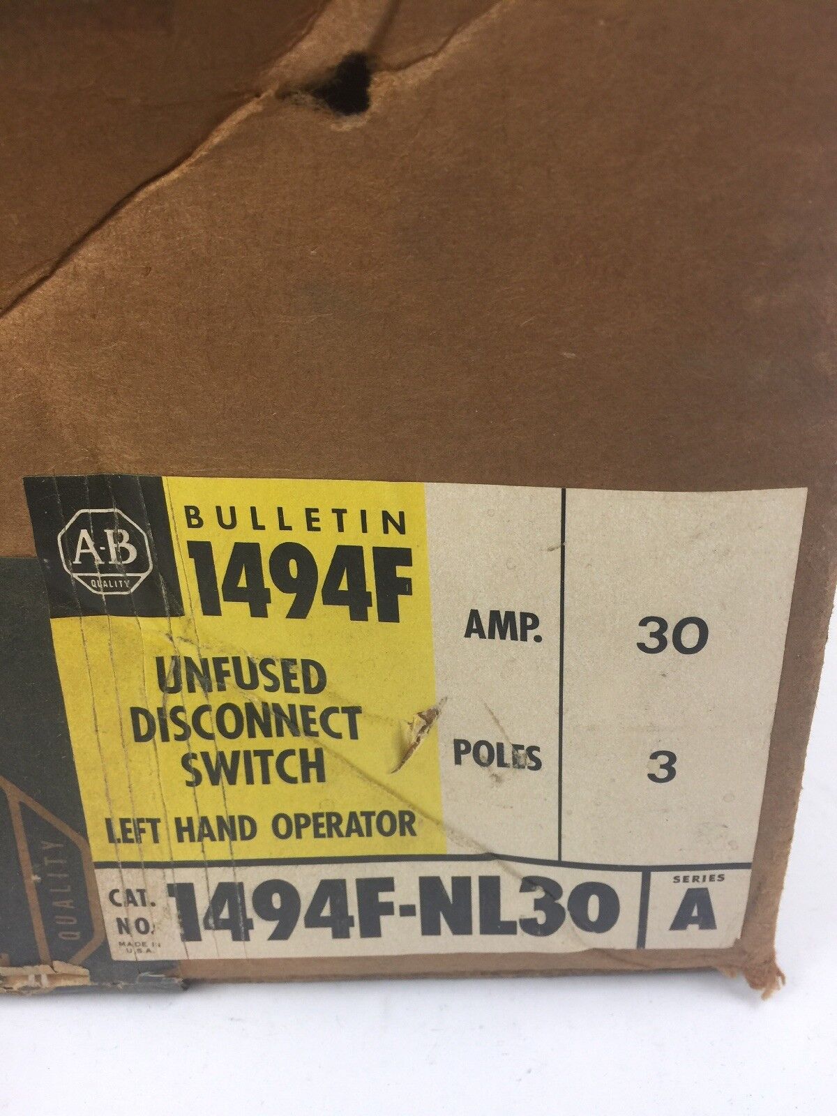 ALLEN BRADLEY 1494F-NL30 UNFUSED DISCONNECT SWITCH LEFT HAND OPERATOR 30A 3 POLE