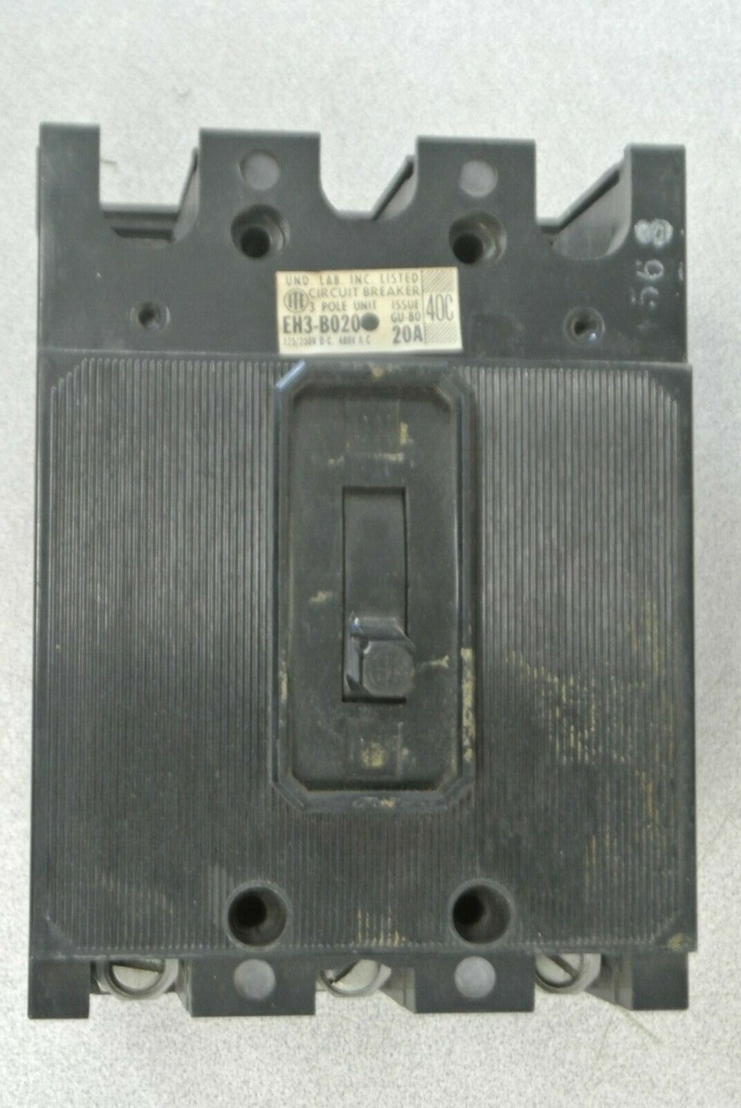 I-T-E / SIEMENS EH3B020 CIRCUIT BREAKER / 480V / 20A / 3 POLE SHIPS FREE to USA