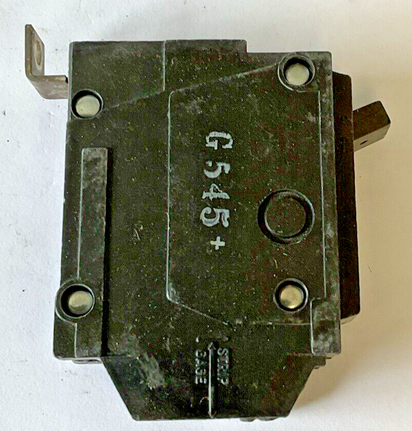 GENERAL ELECTRIC THQB1120 CIRCUIT BREAKER 20A 120/240VAC 1POLE THQB***LOTOF4***
