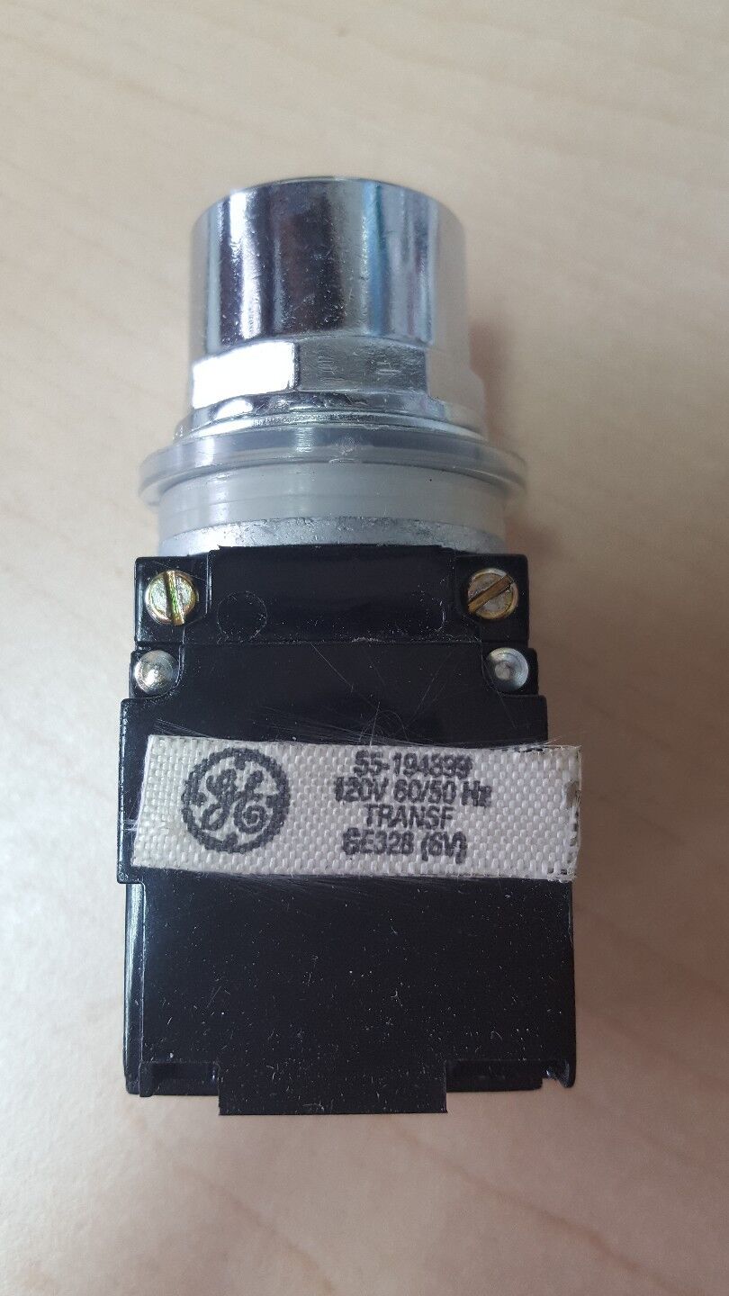 GENERAL ELECTRIC CR104E3324 PUSHBUTTON *NEW IN BOX*