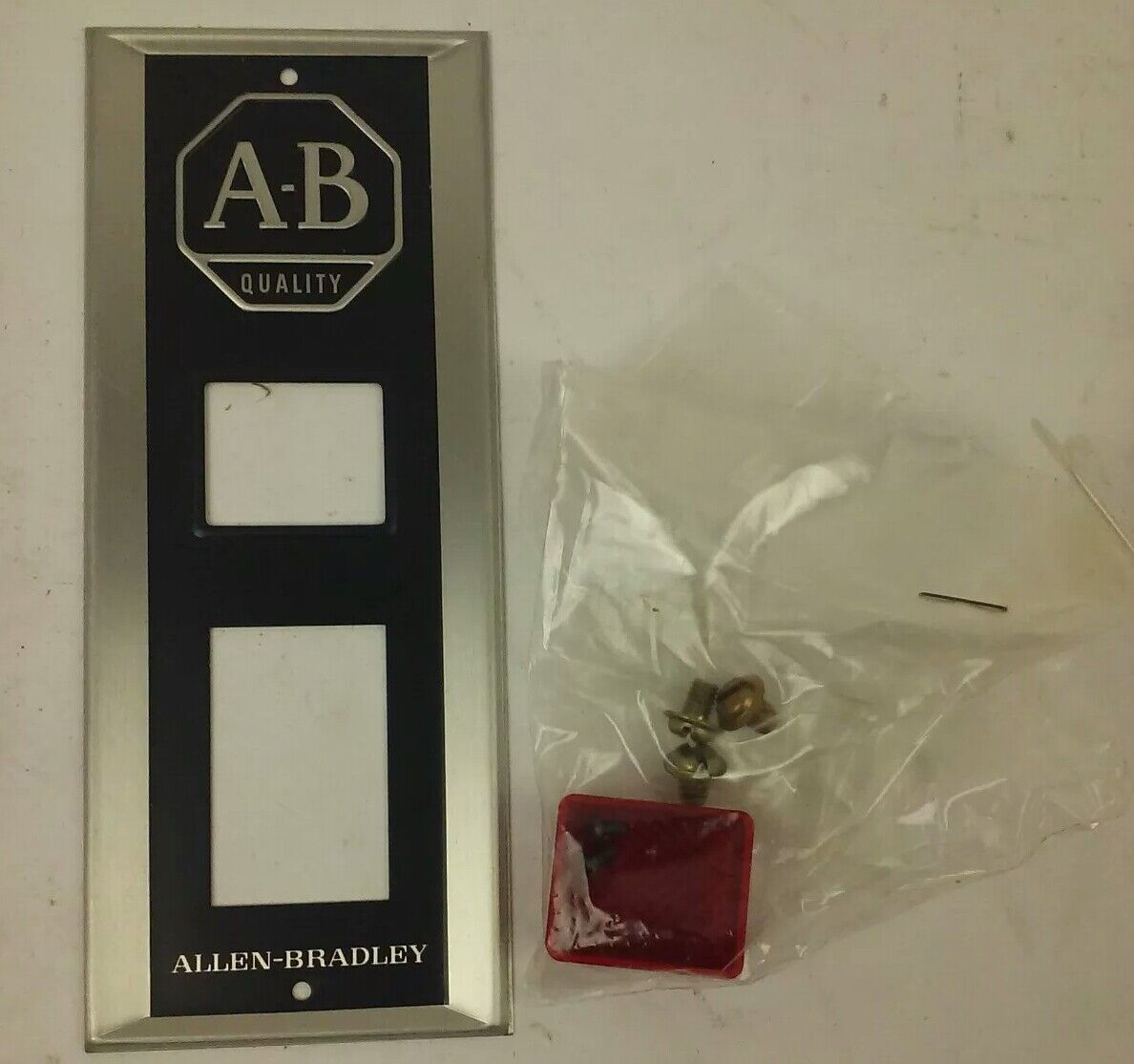 ALLEN BRADLEY 599-PL02D SER. A, PILOT LIGHT W/ RED LENS, SIZES 0-1-2, 120V- 60HZ