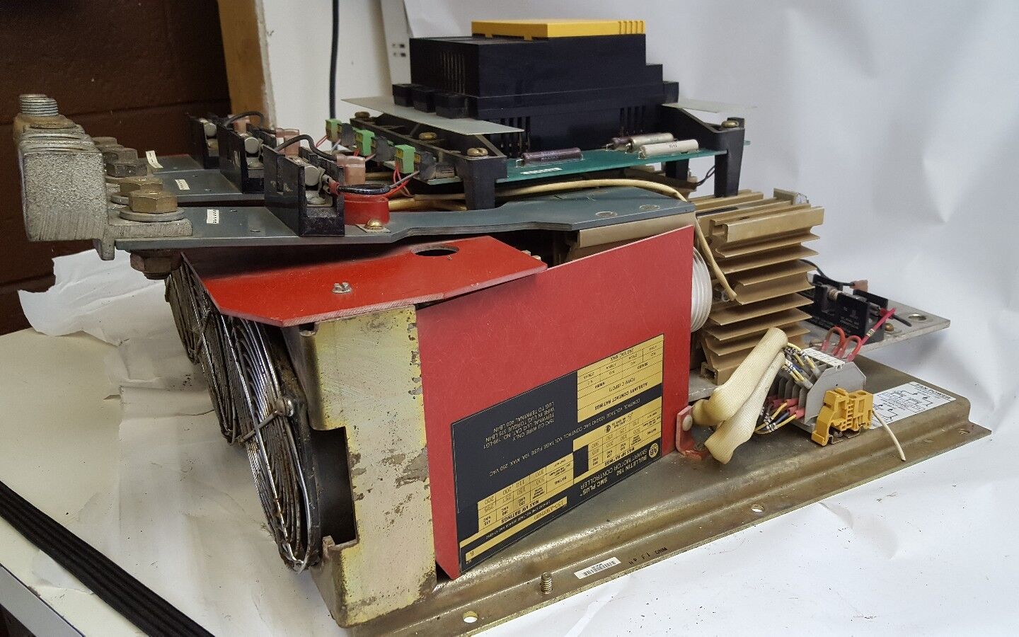 Allen Bradley 150-A500NBD 400 HP 480V SMC Dialog Plus Soft Starter 300HP Control