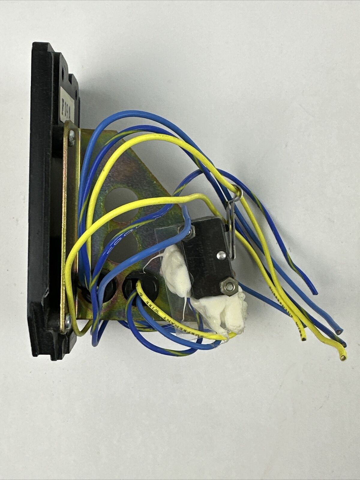 SQUARE D MA11286 AUXILIARY SWITCH 120/240V 50/60HZ 1/3HP