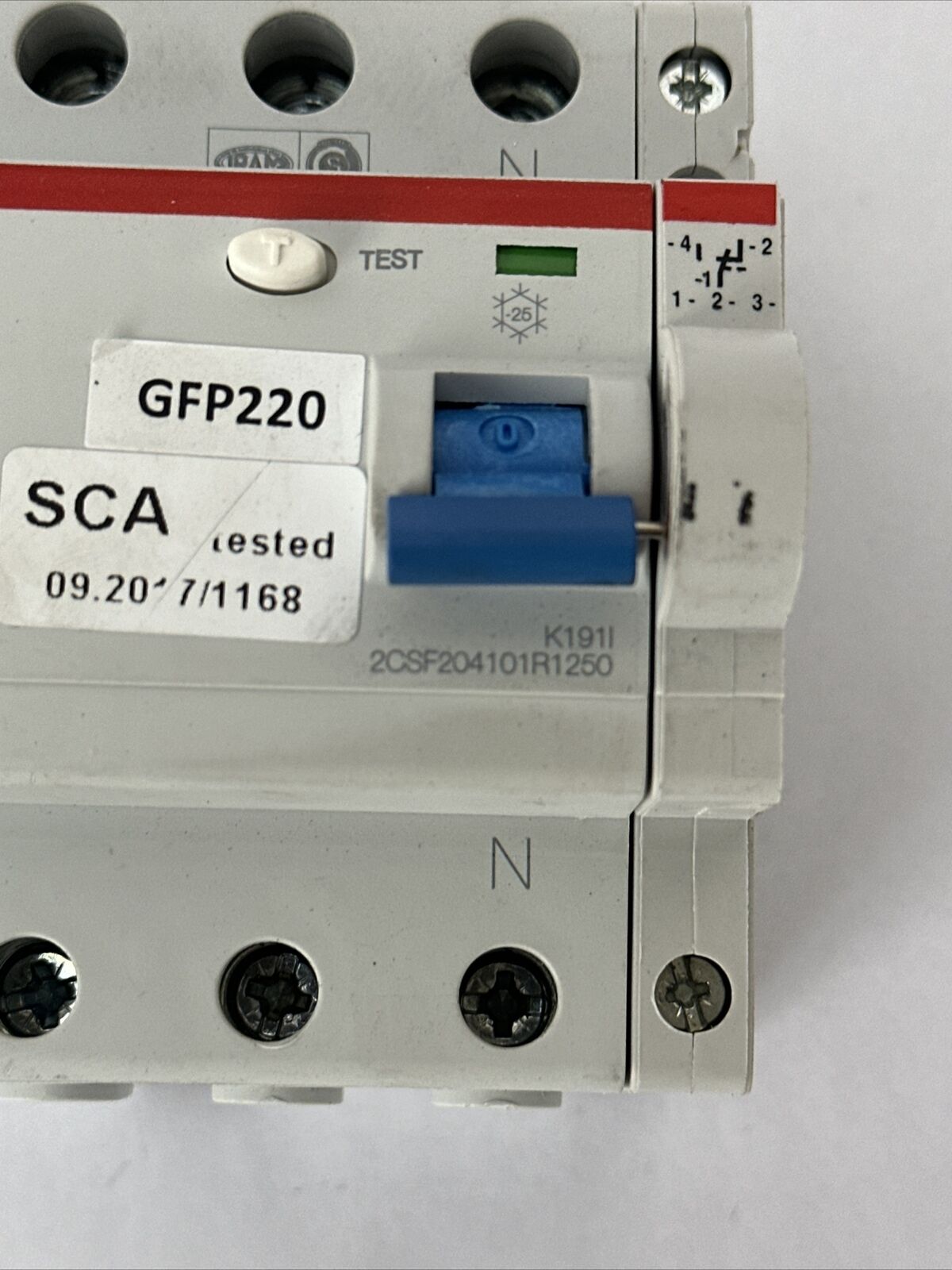 ABB 2CSF204101R1250 GROUND FAULT CURRENT INTERRUPT 25A 2CDS200912R0001