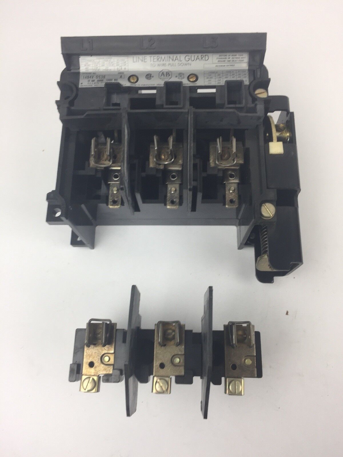 ALLEN BRADLEY 1494V-DH233 FUSIBLE DISCONNECT SWITCH KIT 30A 250V CHIPPED PLASTIC