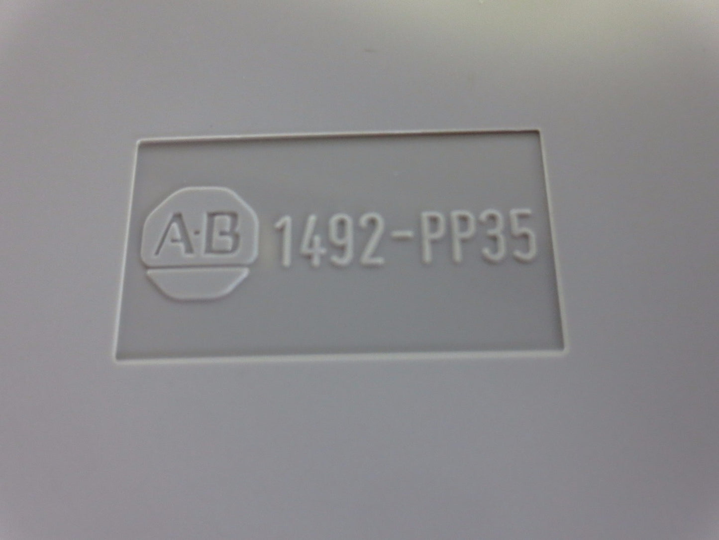 ALLEN-BRADLEY 1492-PP35 PARTITION PLATES - NEW SURPLUS - LOT of 23