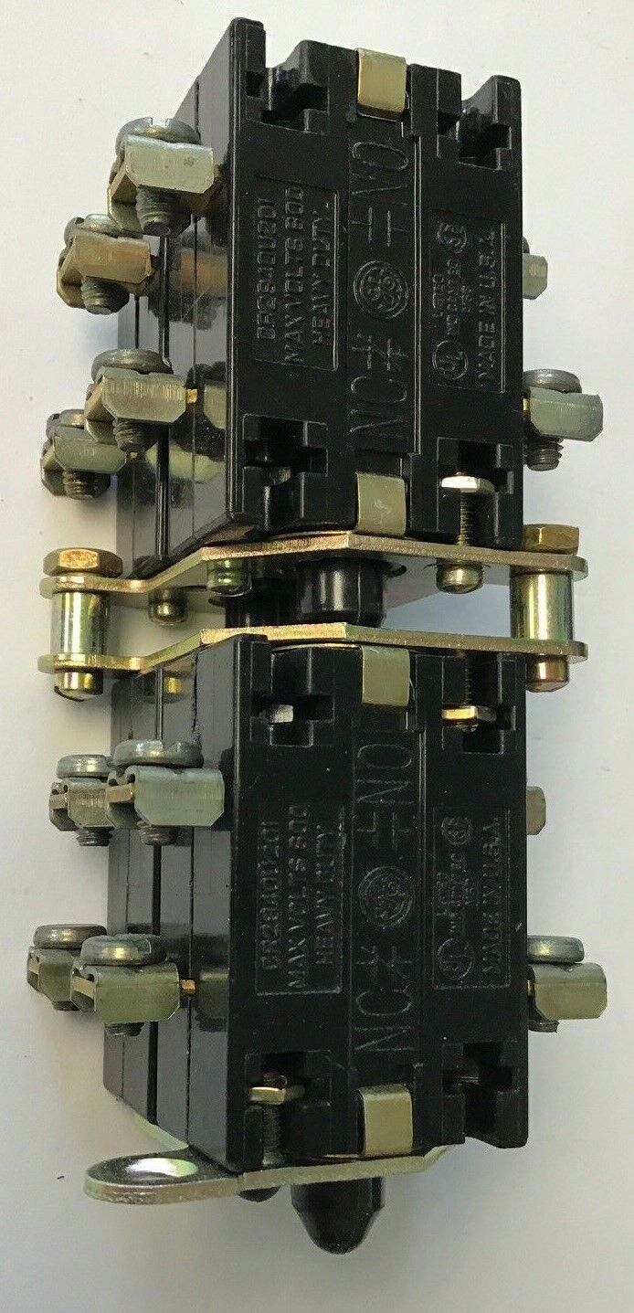 GENERAL ELECTRIC CR290U207 TANDEM BLOCK 600V 4N0-4NC NC CONT.