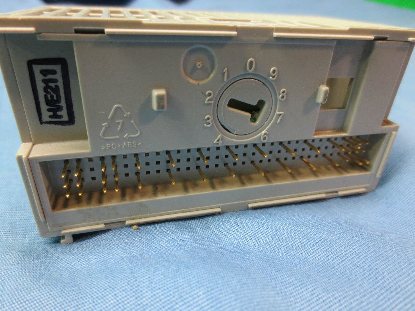 ALLEN-BRADLEY 1794-OB16P, Ser. A, Rev. A01 / FLEX I/O OUTPUT MODULE