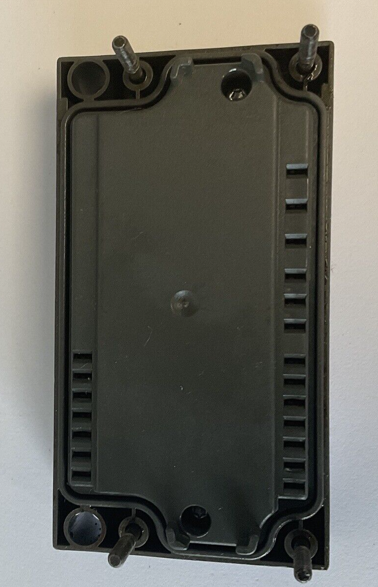 SIEMENS 142-1BD40-0XA0 DIGITAL OUTPUT 24VDC 2A