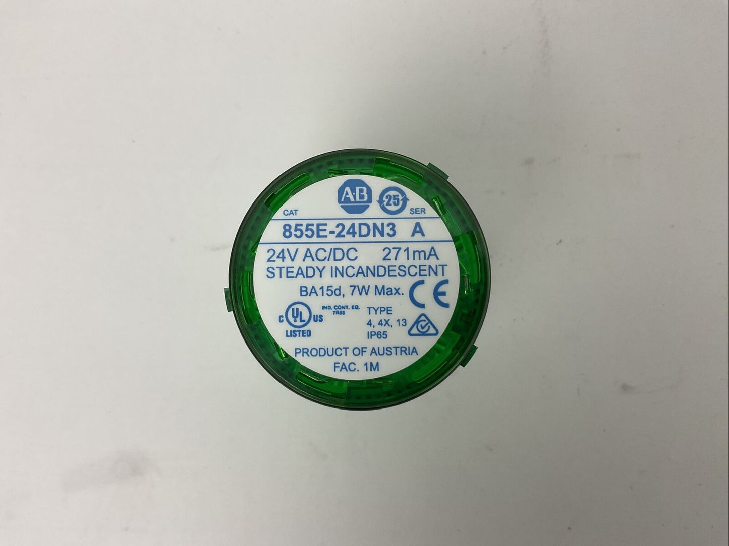 ALLEN BRADLEY 885E-24DN3 SER A 24V 271mA BD 15d 7W STEADY INCANDESCENT GREEN