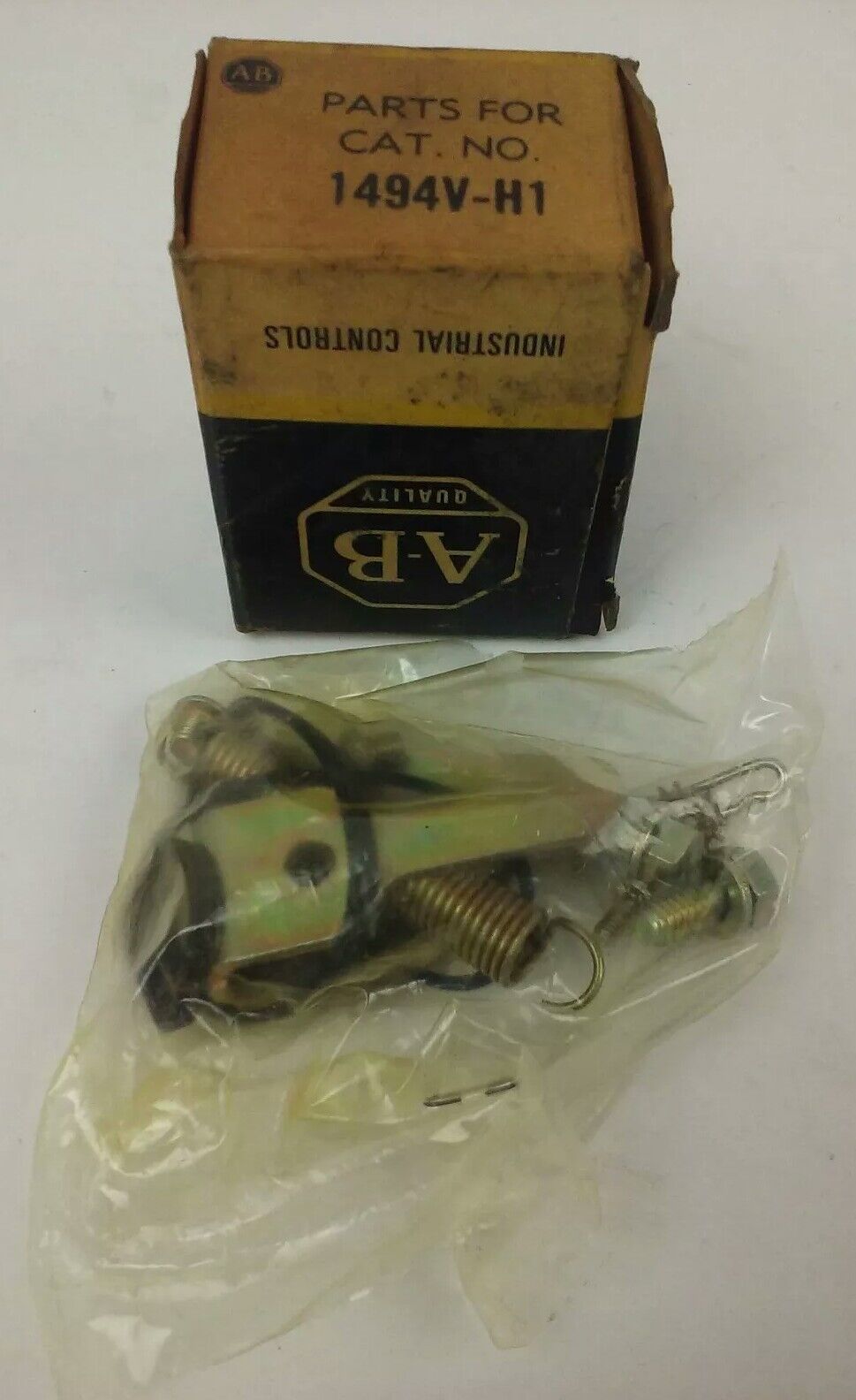 ALLEN BRADLEY 1494V-H1 PARTS FOR OPERATING HANDLE, 1494VH1, 1494V