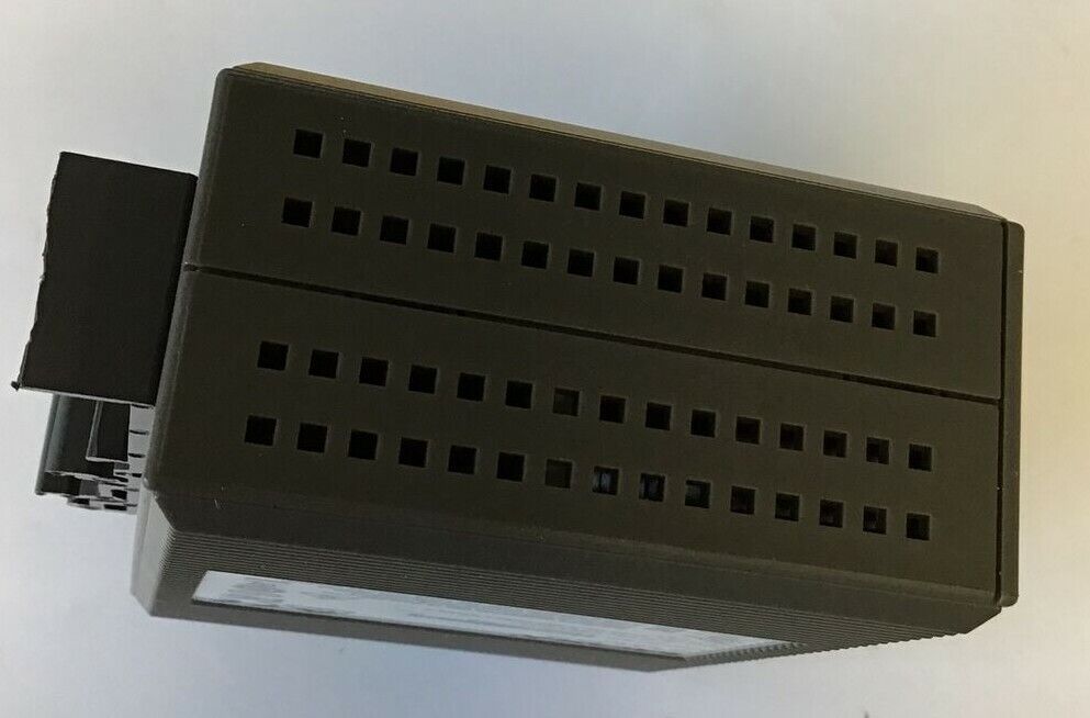 MOXA EDS-208 ETHERNET SWITCH 45VDC 30VAC 63HZ CLASS2 REV: 1.2.1