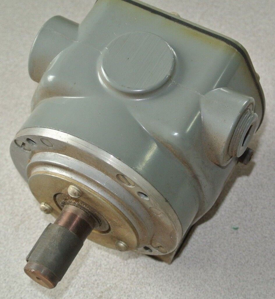ALLEN-BRADLEY 808C2 ZERO SPEED PLUGGING SWITCH 50-200RPM - NEW SURPLUS