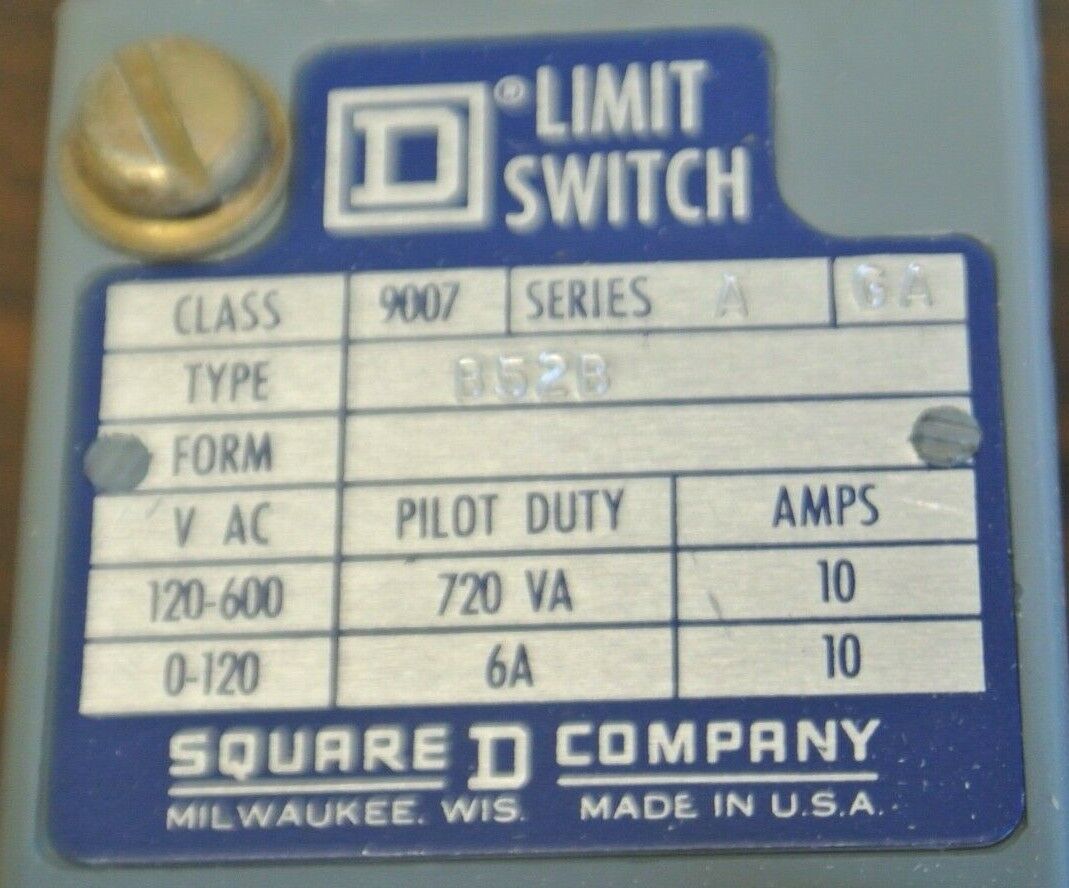 SQUARE D 9007 B52B, Ser. A HEAVY DUTY LIMIT SWITCH / NEW SURPLUS