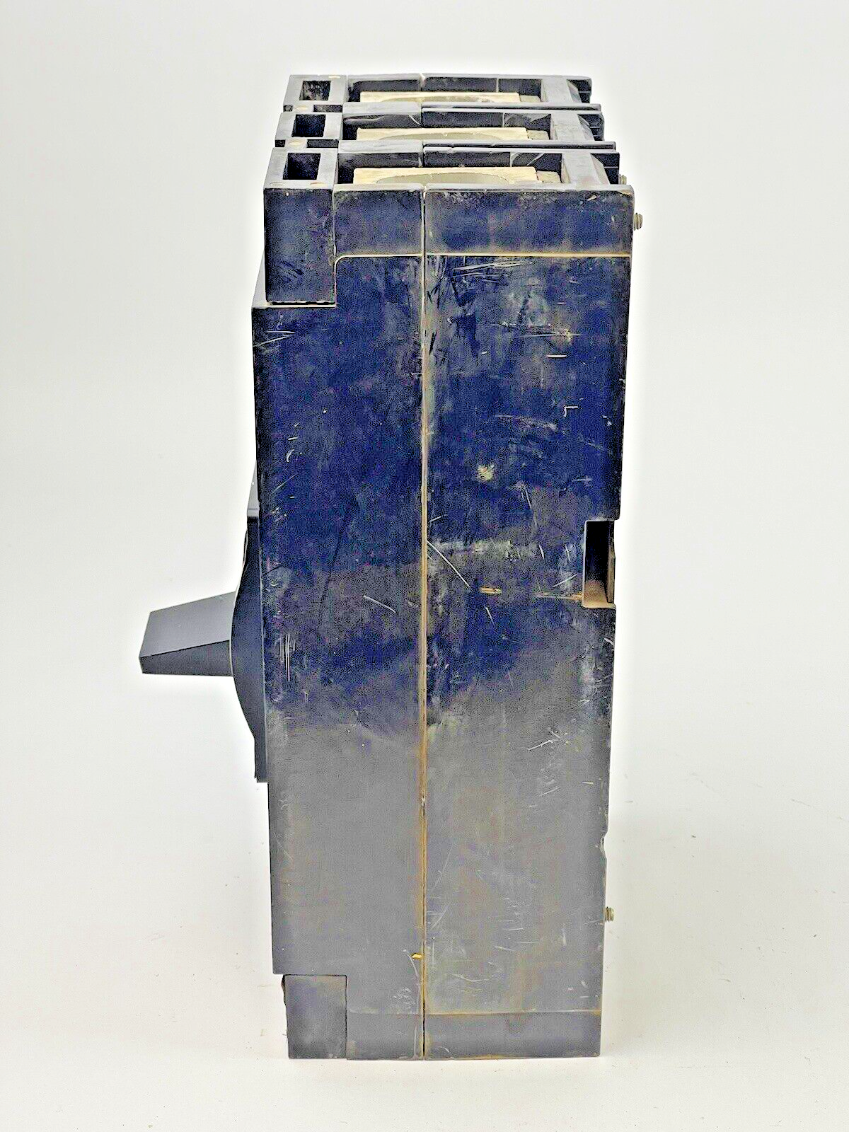 SQUARE D - LAL3600M SER. 3 - MOLDED CASE CIRCUIT BREAKER -400 AMP,3 POLE,600 VAC