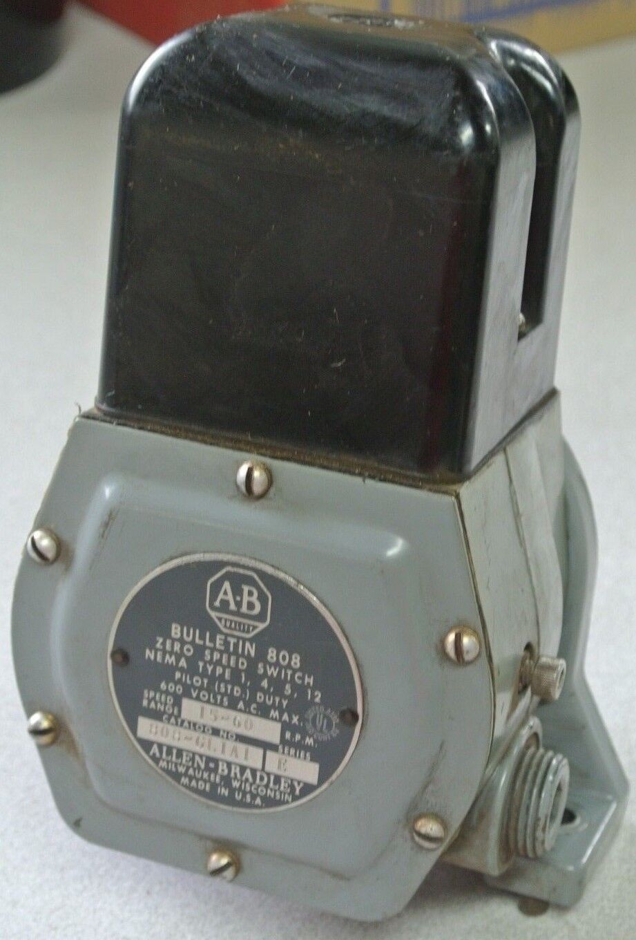 ALLEN-BRADLEY 808-GL1A1 Ser. E SPEED SWITCH 15-60 rpm, 808-GL1A1 - N.O. CONTACTS